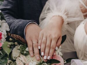Engagement Rings Hong Kong: A Guide to Finding the Perfect Spark
