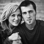 engagement photo poses for couples